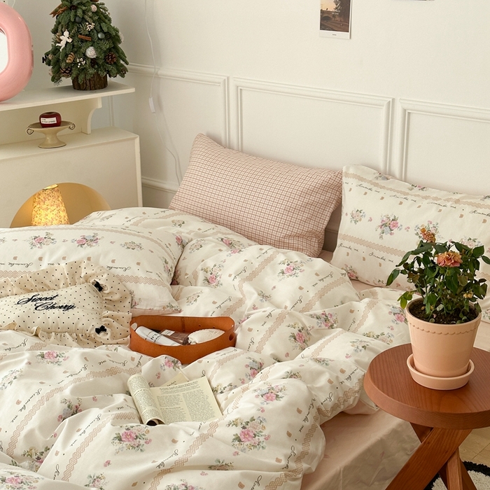 91家纺网 家纺一手货源 找家纺 昔可家纺 2024韩式碎花四件套 韩式竖条玫瑰