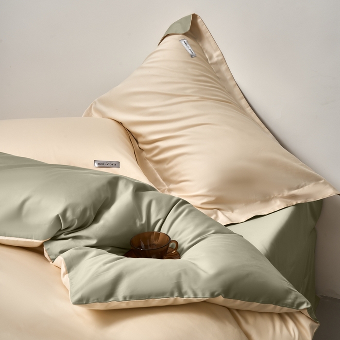 91家纺网 家纺一手货源 找家纺 秀色家纺 2025新款60支贡缎新疆长绒棉全棉纯棉三件套轻奢床品床单床笠被套床上四件套 奶昔白+莺茶绿
