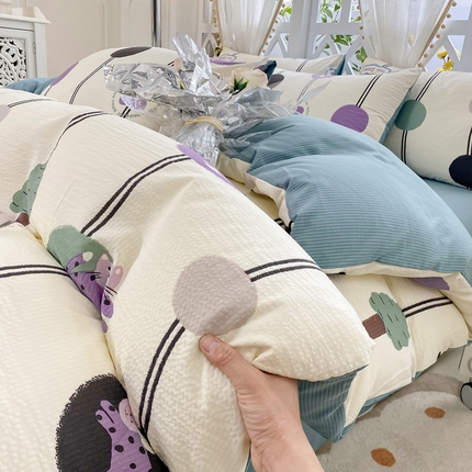 91家纺网 家纺一手货源 找家纺 牛牛家纺 牛牛  2024新款泡泡棉小清新四件套(1) 淘气狗