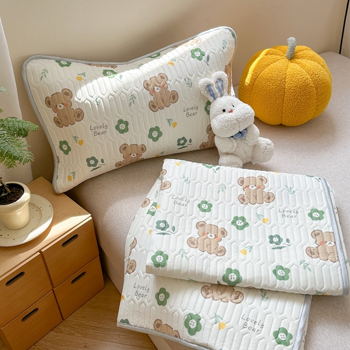 91家纺网 家纺一手货源 找家纺 慕尚家纺 2025新款ms乳胶圆网花色乳胶凉席 绿意小熊