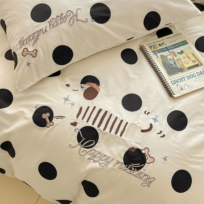 91家纺网 家纺一手货源 找家纺 2024蜜柚新品直播电商全棉13372ins博主风刺绣四件套 波点狗狗