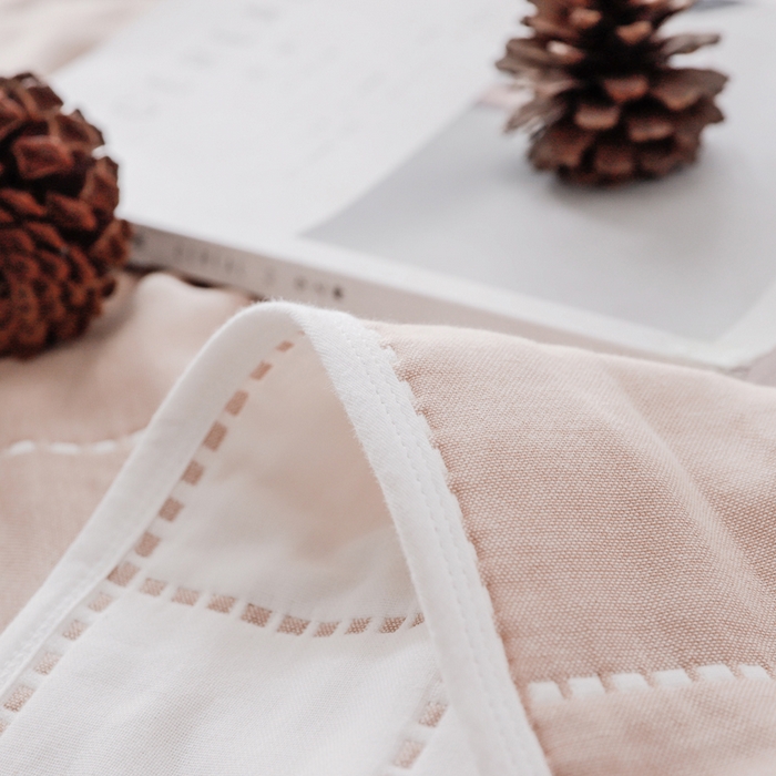 91家纺网 家纺一手货源 找家纺 朴尔2024经典六层纱布全棉毛巾被系列-朴尔经典款常年备货 时尚虚线-豆沙