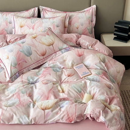 眷恋家纺 2024春夏新款全棉13376数码印花铂金棉纯棉四件套 婉如初见-粉