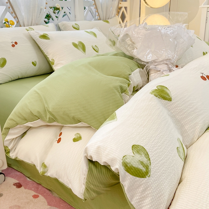 91家纺网 家纺一手货源 找家纺 牛牛家纺 牛牛  2024新款泡泡棉小清新四件套(1) 绿色爱心