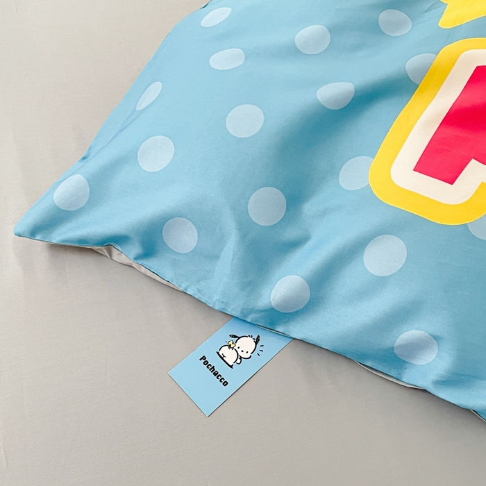 91家纺网 家纺一手货源 找家纺 孩子王（原鼎盛） 2025新款三丽鸥系列全棉活性大版印花卡通学生四件套 波点帕恰狗