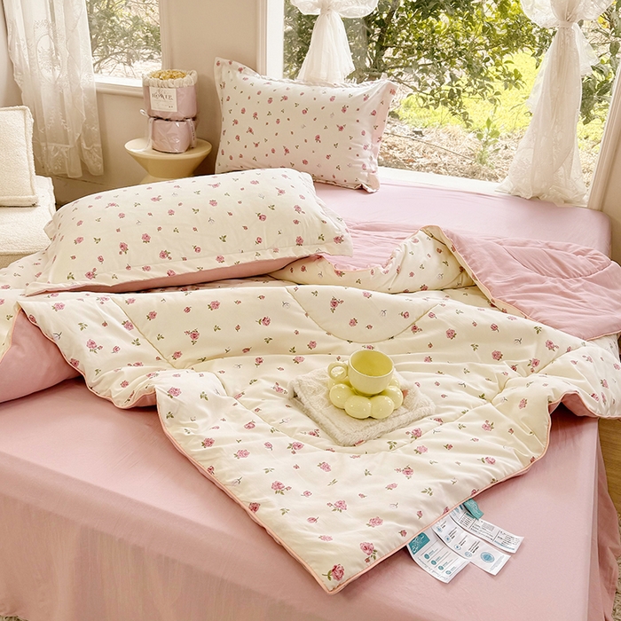 91家纺网 家纺一手货源 找家纺 家贝爱 2024款糯糯棉夏被春秋被被芯夏被四件套 云中花