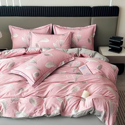 眷恋家纺 2024春夏新款全棉13376数码印花铂金棉纯棉四件套 迷离夜色-粉