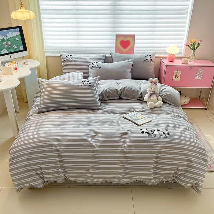 91家纺网 家纺一手货源 找家纺 2024蜜柚新品直播电商全棉13372ins博主风刺绣四件套 条纹熊猫