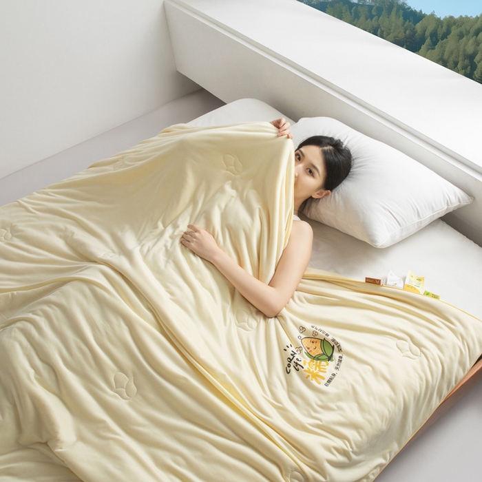 91家纺网 家纺一手货源 找家纺 慕尚家纺 2025新款针织玉米被夏被 玉米糯糯黄