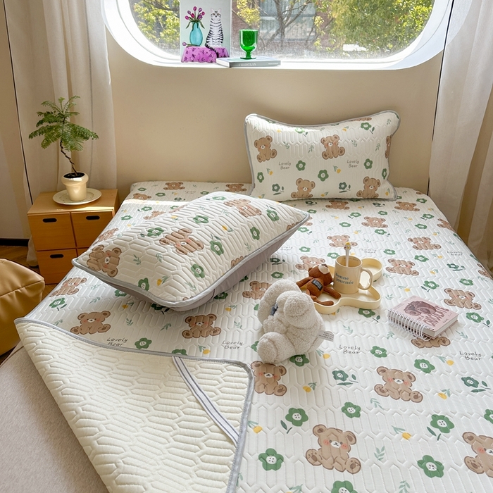 91家纺网 家纺一手货源 找家纺 慕尚家纺 2025新款ms乳胶圆网花色乳胶凉席 绿意小熊