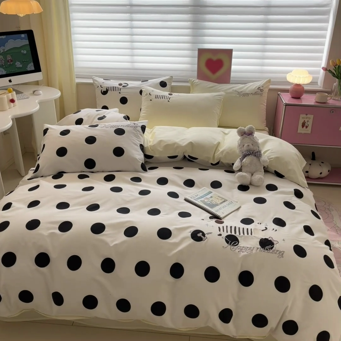 91家纺网 家纺一手货源 找家纺 2024蜜柚新品直播电商全棉13372ins博主风刺绣四件套 波点狗狗