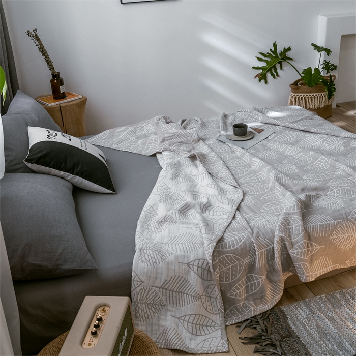 91家纺网 家纺一手货源 找家纺 朴尔家纺-毛巾被 2024新款三层水洗棉全棉纱布毛巾被 日式落叶-驼