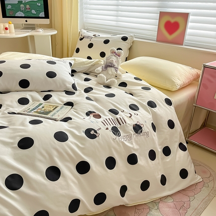 91家纺网 家纺一手货源 找家纺 2024蜜柚新品直播电商全棉13372ins博主风刺绣四件套 波点狗狗