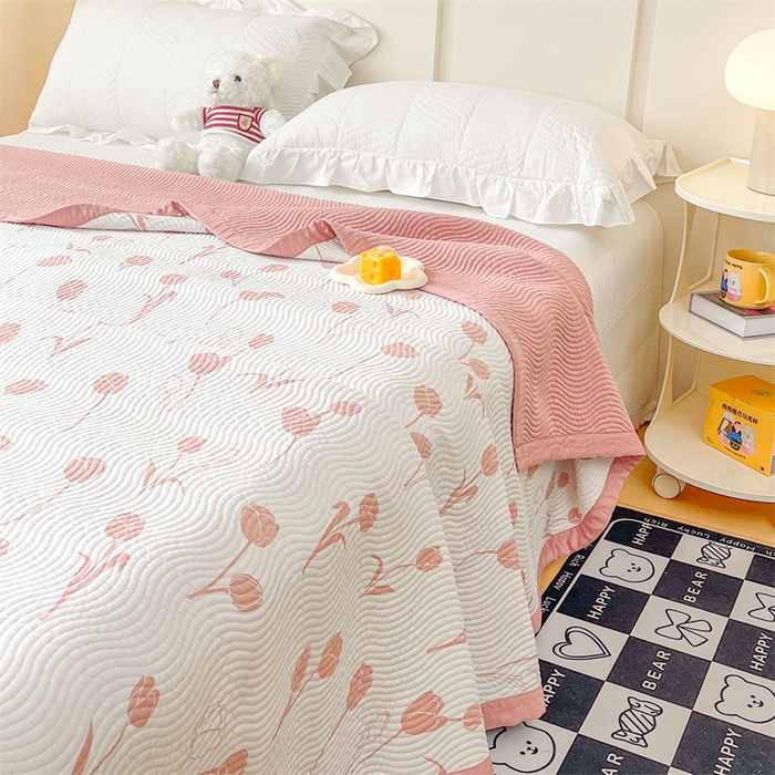 91家纺网 家纺一手货源 找家纺 OL家纺 2024新款单品天丝双面直角床盖 郁金香-红