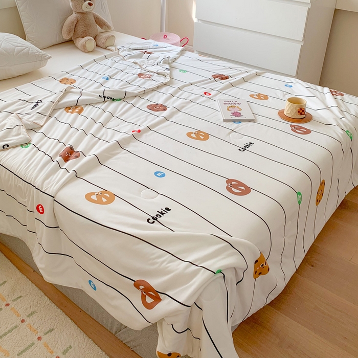 91家纺网 家纺一手货源 找家纺 澳萝拉 2024新款A类针织印花夏被 趣多多