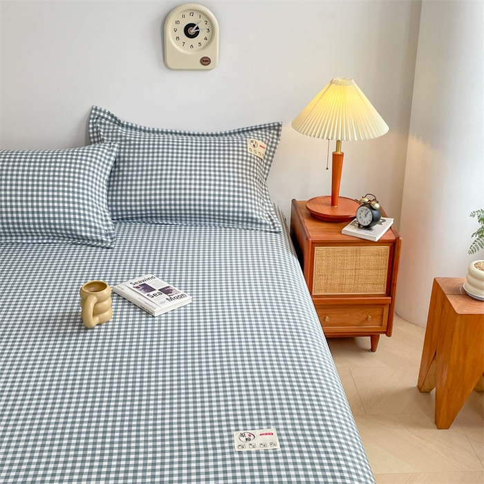 91家纺网 家纺一手货源 找家纺 梦舒羽 2025新款水洗棉麻单层床笠席梦思床垫保护套床单套加枕套-简约格子 小格-蓝
