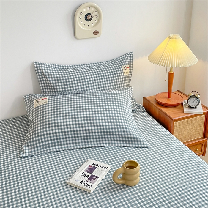 91家纺网 家纺一手货源 找家纺 梦舒羽 2025新款水洗棉麻单层床笠席梦思床垫保护套床单套加枕套-简约格子 小格-蓝