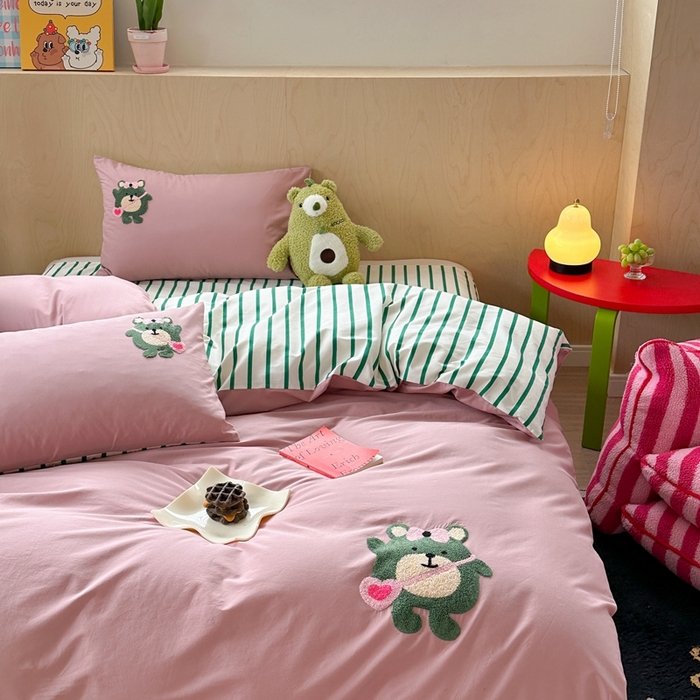 91家纺网 家纺一手货源 找家纺 柚子YOUTH 2024新款40支全棉水洗棉印+绣跑量款四件套 约克熊