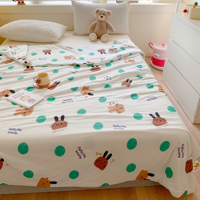 91家纺网 家纺一手货源 找家纺 澳萝拉 2024新款A类针织印花夏被 点点兔