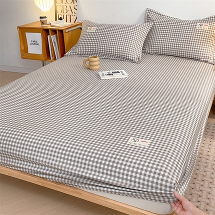 91家纺网 家纺一手货源 找家纺 圣比熊 2025新款水洗棉麻单层床笠席梦思床垫保护套床单套加枕套-简约格子小格-灰