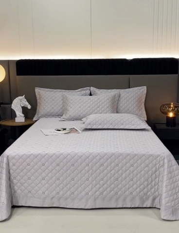 91家纺网 家纺一手货源 找家纺 OL家纺  2023新款单品天丝纯色床盖 浅灰