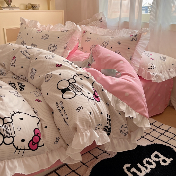 91家纺网 家纺一手货源 找家纺 三朵 2024年全棉白色花边三丽鸥系列四件套 花边-字母KT