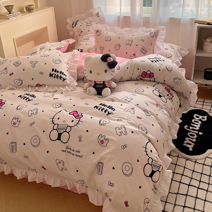 91家纺网 家纺一手货源 找家纺 三朵 2024年全棉白色花边三丽鸥系列四件套 花边-字母KT