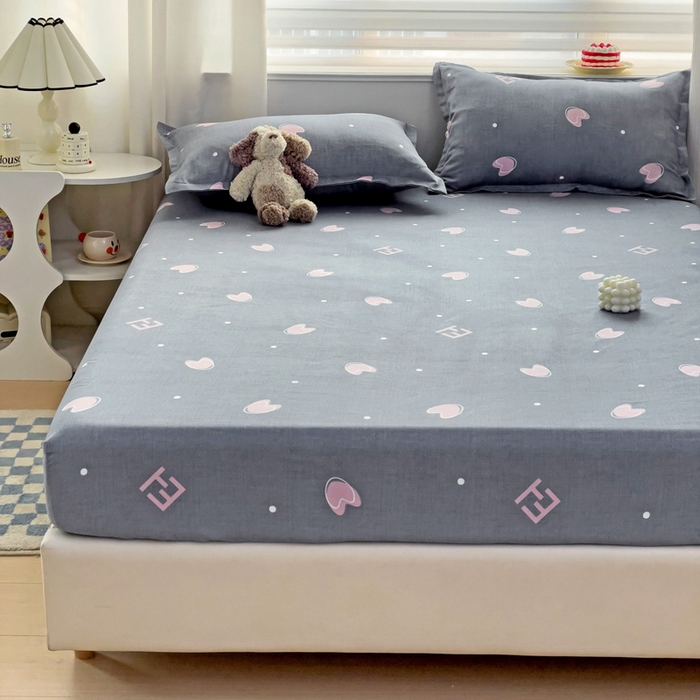 91家纺网 家纺一手货源 找家纺 好亿来家纺 2025新款亲肤磨毛单层床笠 心心相印-灰