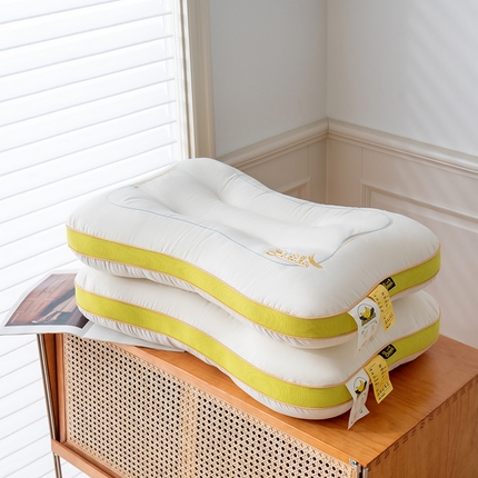 皇皇冠之家枕芯 2024新款小奶焦舒适枕 小奶焦奶黄蝶形48*47