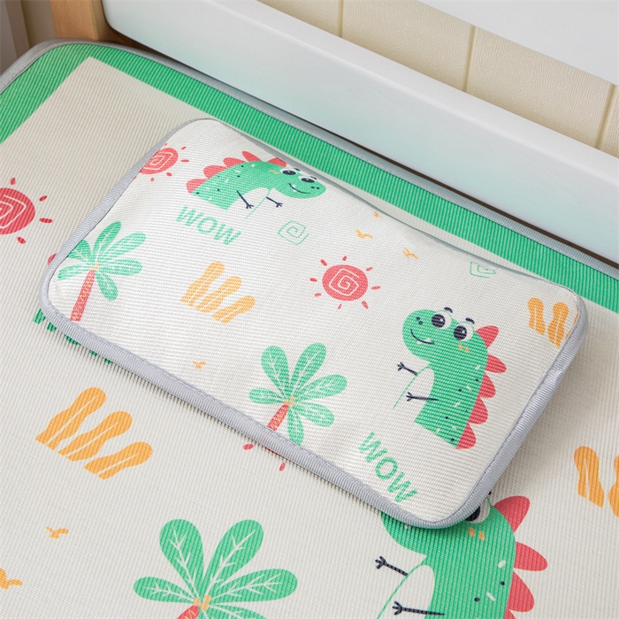 91家纺网 家纺一手货源 找家纺 欣品希家纺 2024新款A类冰丝印花儿童凉席三件套 可爱恐龙