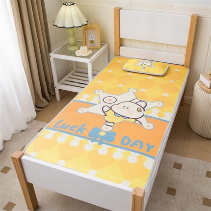 91家纺网 家纺一手货源 找家纺 （总）欣品希家纺 2024新款A类冰丝印花儿童凉席三件套