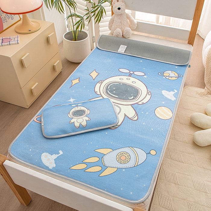 91家纺网 家纺一手货源 找家纺 欣品希家纺 2024新款A类冰丝印花儿童凉席三件套 宇航员