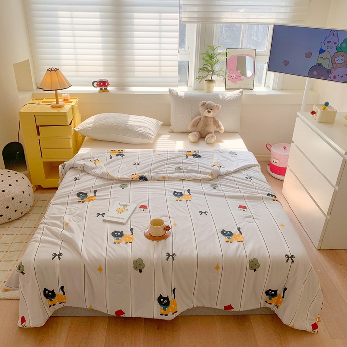 91家纺网 家纺一手货源 找家纺 澳萝拉 2024新款A类针织印花夏被 猫尼卡