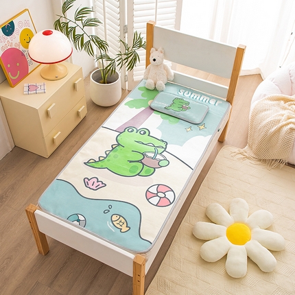 91家纺网 家纺一手货源 找家纺 （总）欣品希家纺 2024新款A类冰丝印花儿童凉席三件套