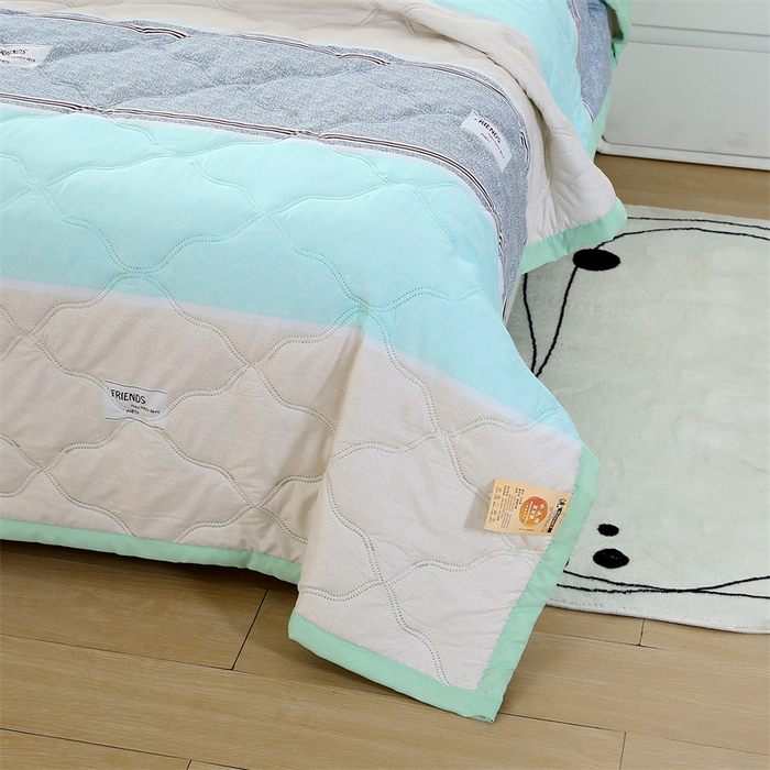 91家纺网 家纺一手货源 找家纺 爱派 2024直播爆款印花水洗棉夏被夏凉被空调被被子被芯 简约条纹