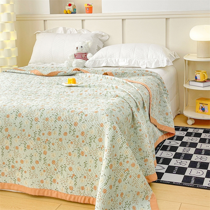 91家纺网 家纺一手货源 找家纺 OL家纺 2024新款单品天丝双面直角床盖 简兮-绿