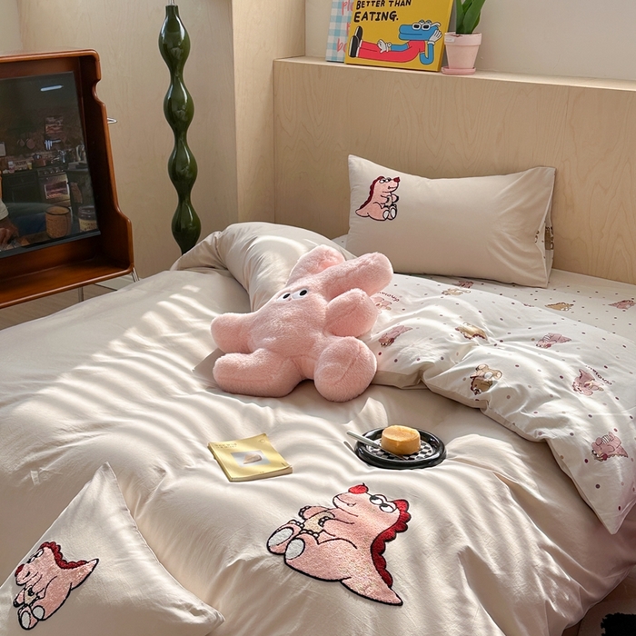 91家纺网 家纺一手货源 找家纺 柚子YOUTH 2024新款40支全棉水洗棉印+绣跑量款四件套 恐龙