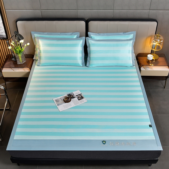 91家纺网 家纺一手货源 找家纺 简一 2024新款A类经典条纹抗菌冰丝席 湖蓝床单款