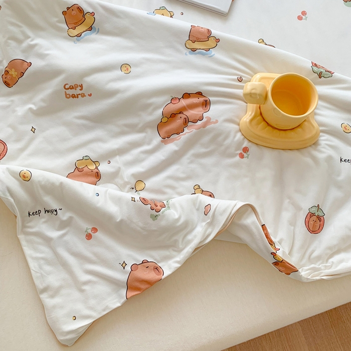 91家纺网 家纺一手货源 找家纺 澳萝拉 2024新款A类针织印花夏被 卡皮巴拉