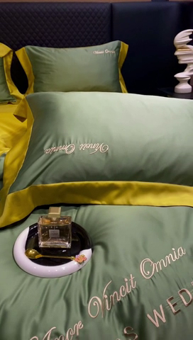 91家纺网 家纺一手货源 找家纺 优悦生活馆 2024新款永恒款冰丝刺绣四件套-风格二 永恒-海藻绿