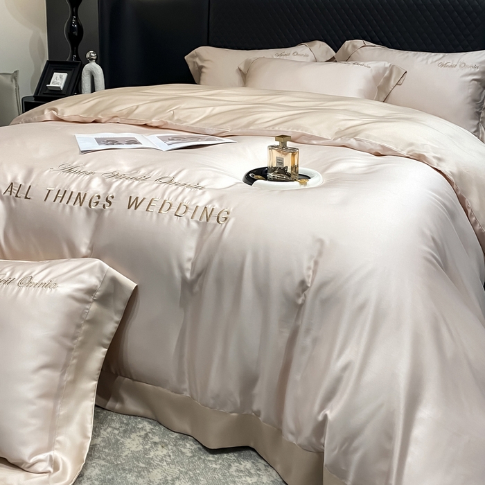 91家纺网 家纺一手货源 找家纺 优悦生活馆 2024新款永恒款冰丝刺绣四件套-风格二 永恒-裸粉