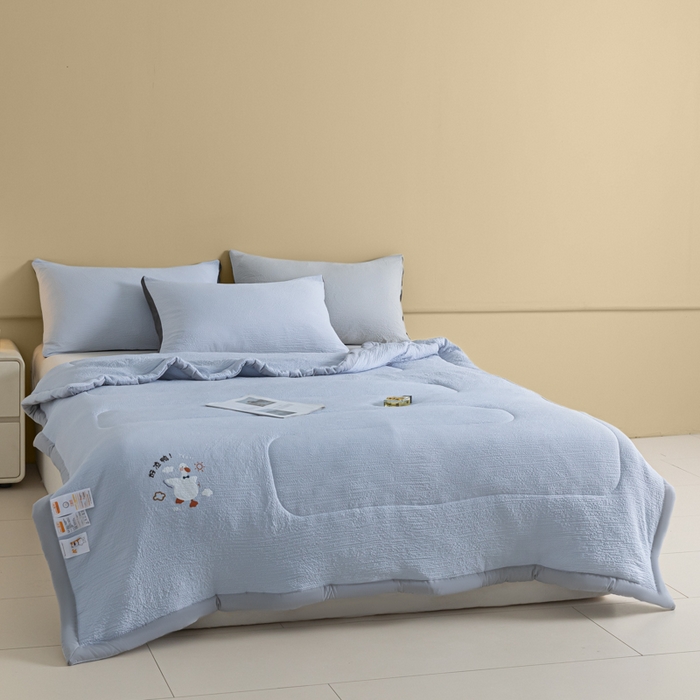 91家纺网 家纺一手货源 找家纺 梦初语 2024新款泡泡棉解压小气囊夏被 蓝色