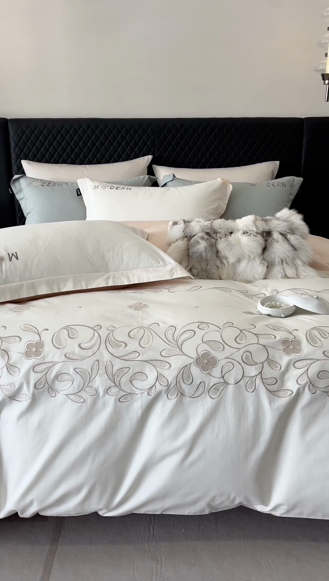 91家纺网 家纺一手货源 找家纺 2024春夏优雅刺绣—阿露莎 阿露莎白