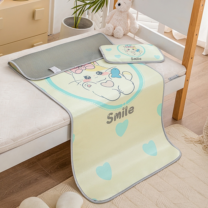 91家纺网 家纺一手货源 找家纺 欣品希家纺 2024新款A类冰丝印花儿童凉席三件套 可爱猫