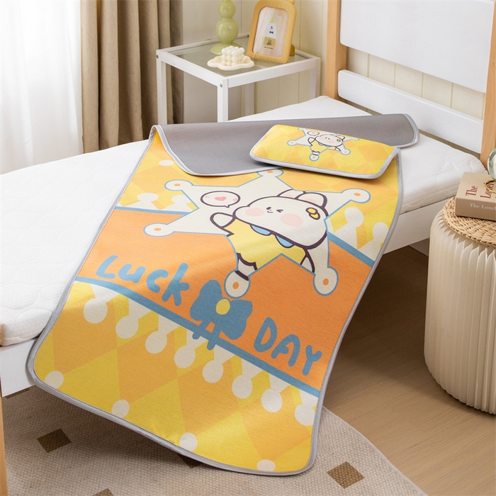 91家纺网 家纺一手货源 找家纺 欣品希家纺 2024新款A类冰丝印花儿童凉席三件套 幸运兔