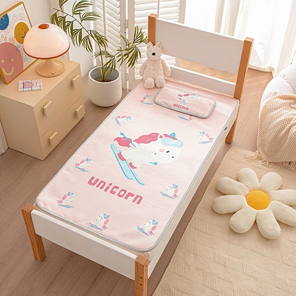 欣品希家纺 2024新款A类冰丝印花儿童凉席三件套 滑雪小马