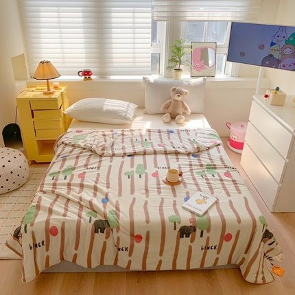 91家纺网 家纺一手货源 找家纺 澳萝拉 2024新款A类针织印花夏被 大象森林