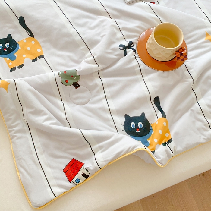 91家纺网 家纺一手货源 找家纺 澳萝拉 2024新款A类针织印花夏被 猫尼卡