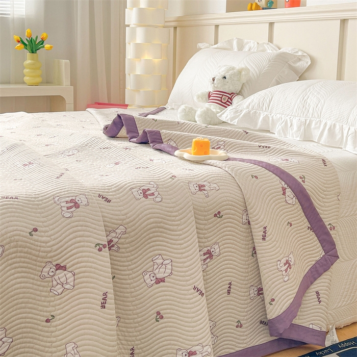 91家纺网 家纺一手货源 找家纺 OL家纺 2024新款单品天丝双面直角床盖 乖乖熊-紫