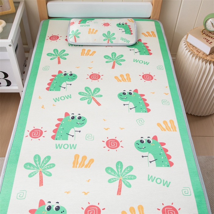 91家纺网 家纺一手货源 找家纺 欣品希家纺 2024新款A类冰丝印花儿童凉席三件套 可爱恐龙